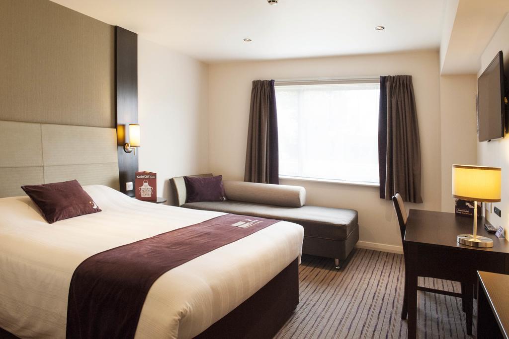 Premier Inn London Elstree / Borehamwood Ruang foto