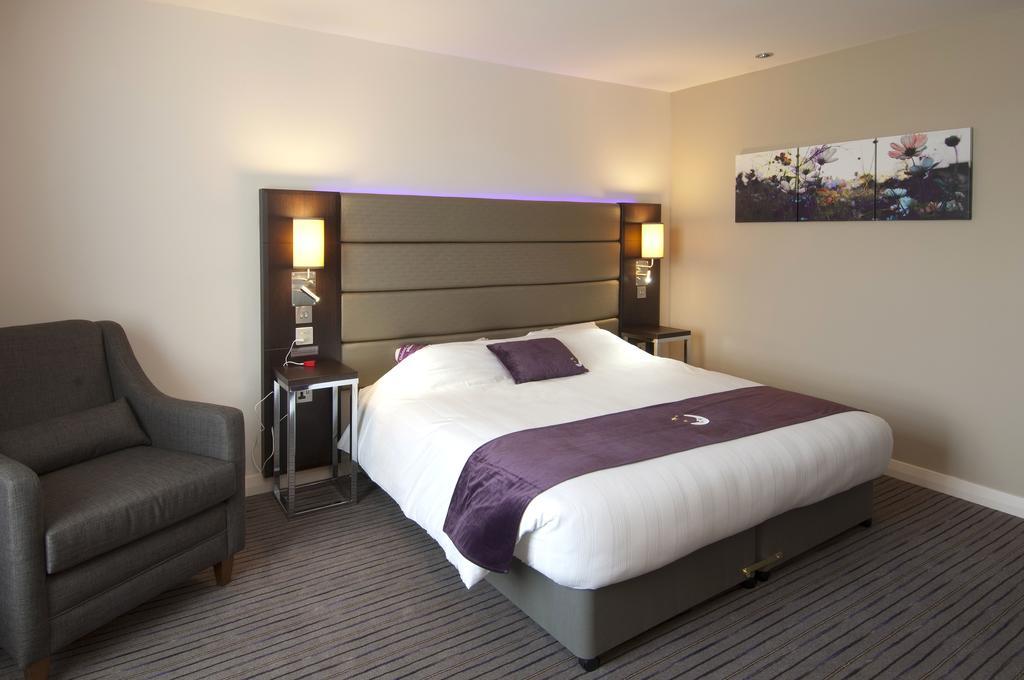 Premier Inn London Elstree / Borehamwood Ruang foto